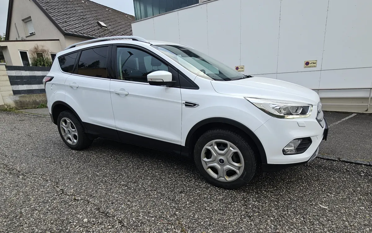 Ford Kuga 2017 photo 2