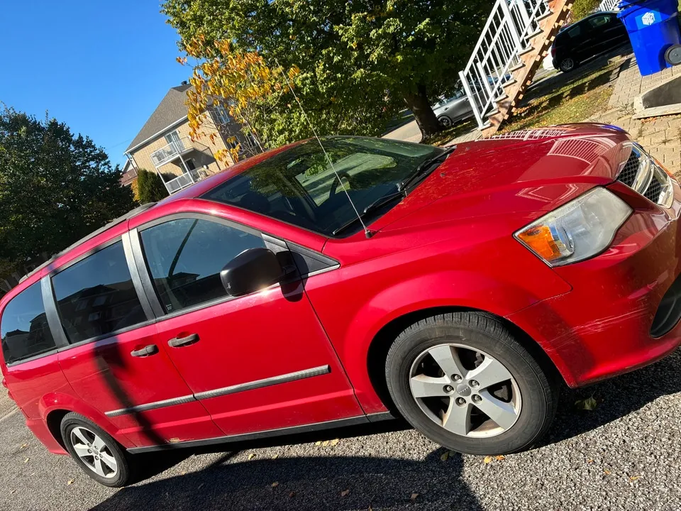 Dodge Grand Caravan 2016 photo 2