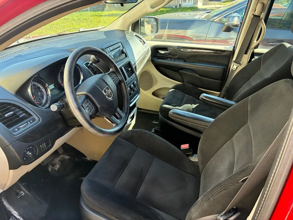 Dodge Grand Caravan 2016 photo 4