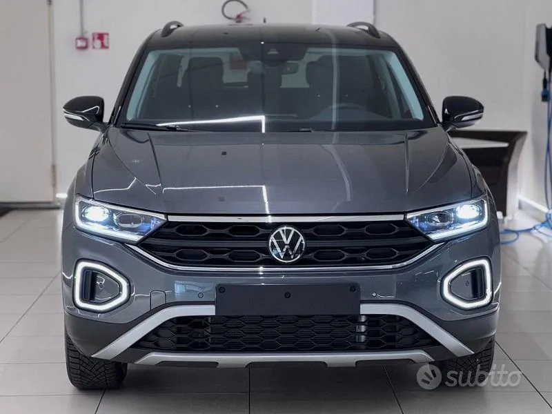 Volkswagen T-Roc 2025 photo 2