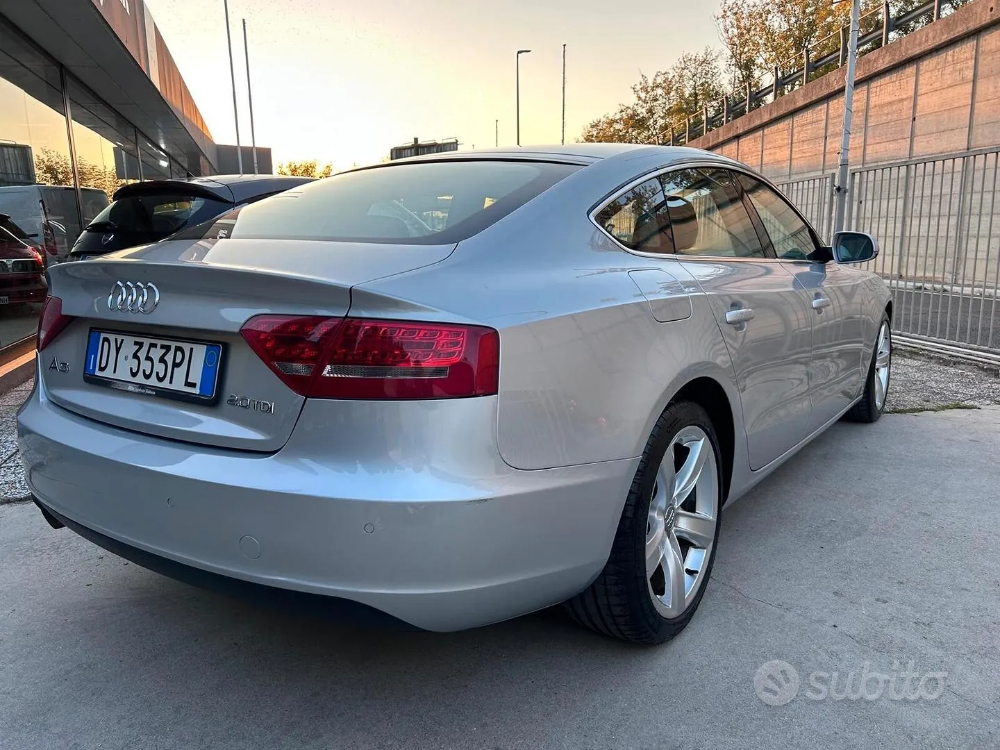 Audi A5 2010 photo 4