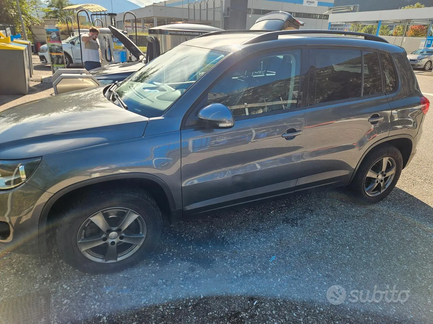 Volkswagen Tiguan 2012 photo 3