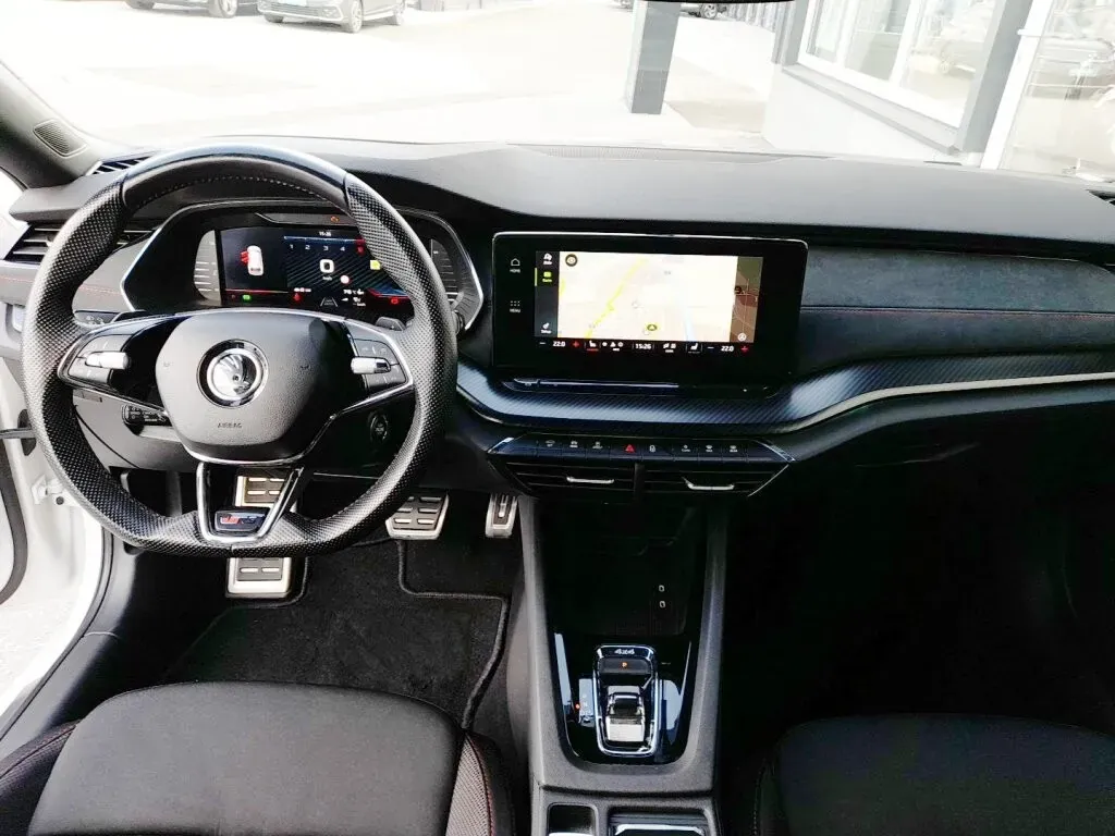 Skoda Octavia 2023 photo 3