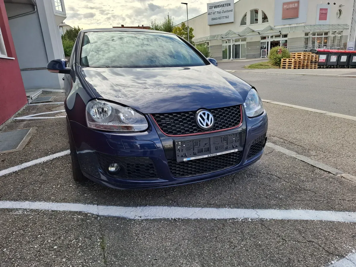 Volkswagen Golf 2004 photo 2