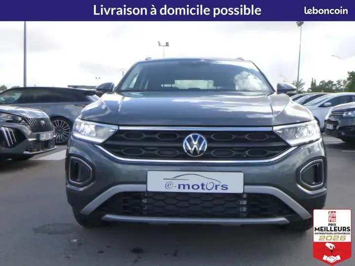 Volkswagen T-Roc 2025 photo 2