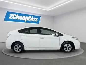 Toyota Prius 2015 photo 5