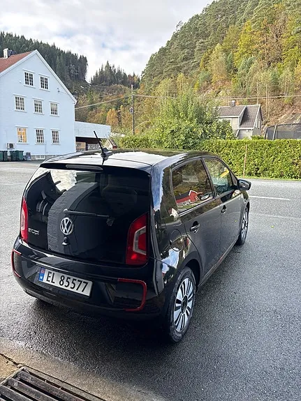 Volkswagen E-Up! 2016 photo 5