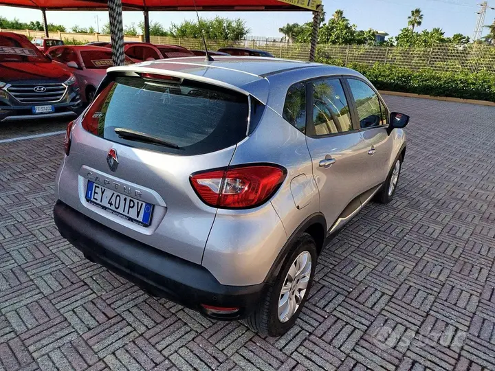Renault Captur 2015 photo 3