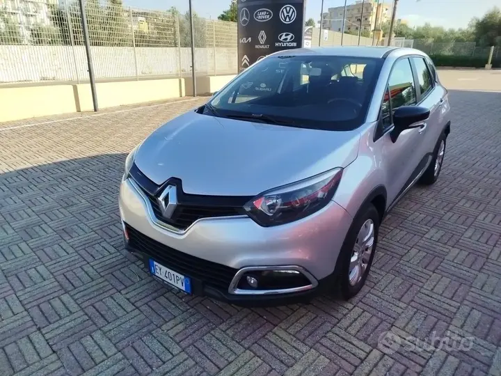Renault Captur 2015 photo 2