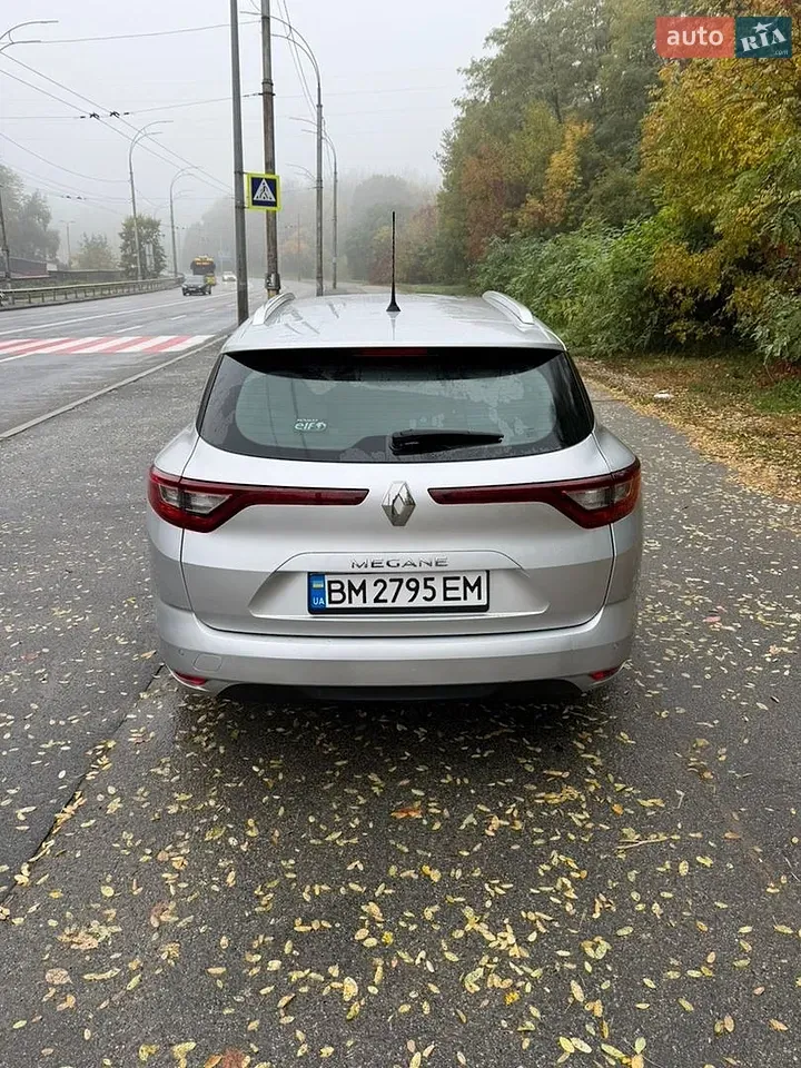Renault Megane 2019 photo 4