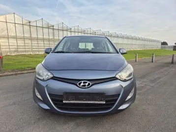 Hyundai I20 2013 photo 2