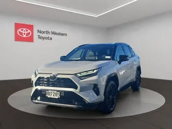 Toyota Rav4 2025 photo 2