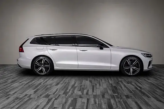Volvo V60 2021 photo 3