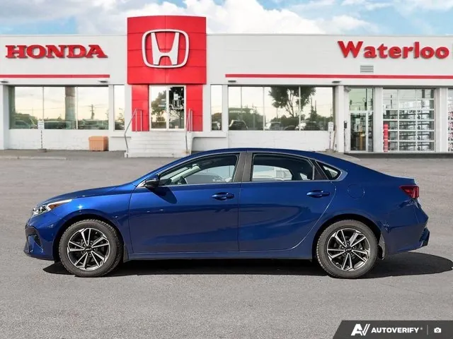Kia Forte 2023 photo 3