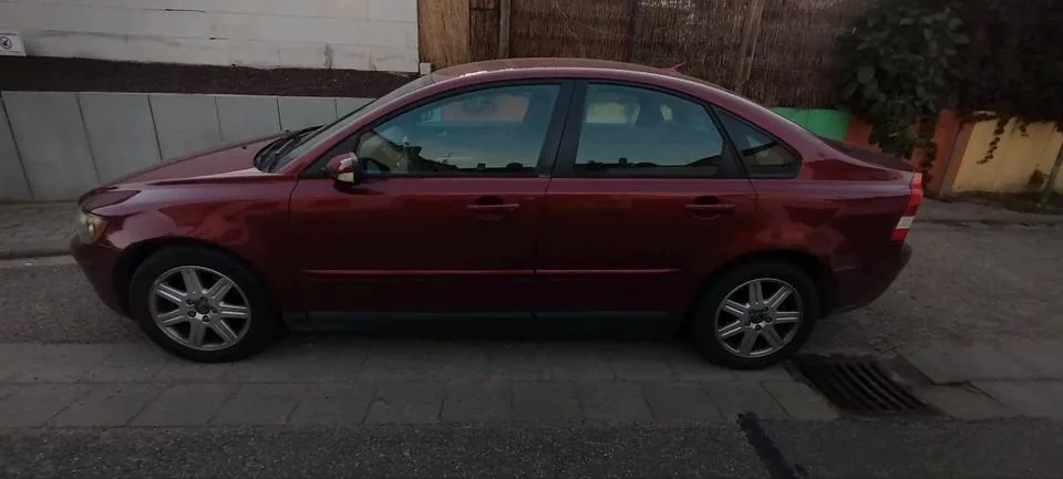 Volvo S40