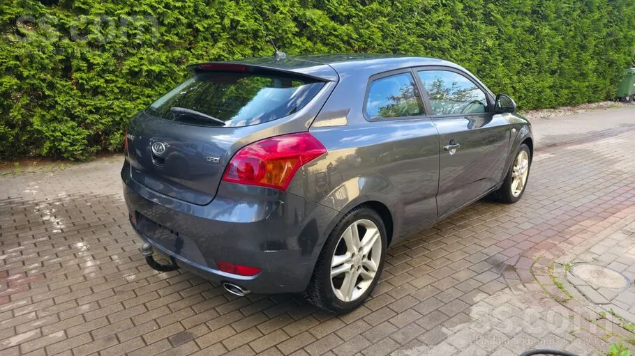 Kia Ceed 2009 photo 4