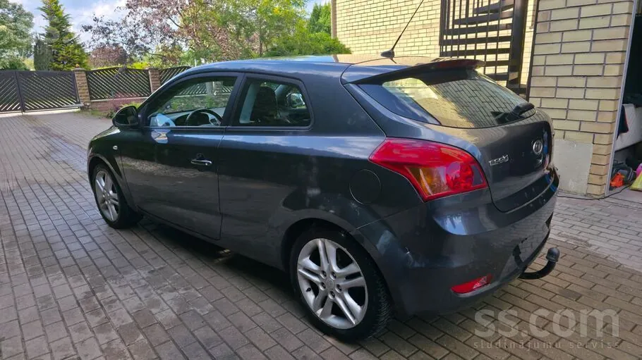 Kia Ceed 2009 photo 3
