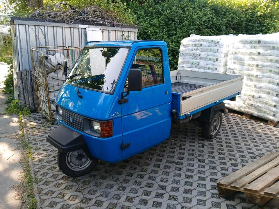 Ape Tm 703