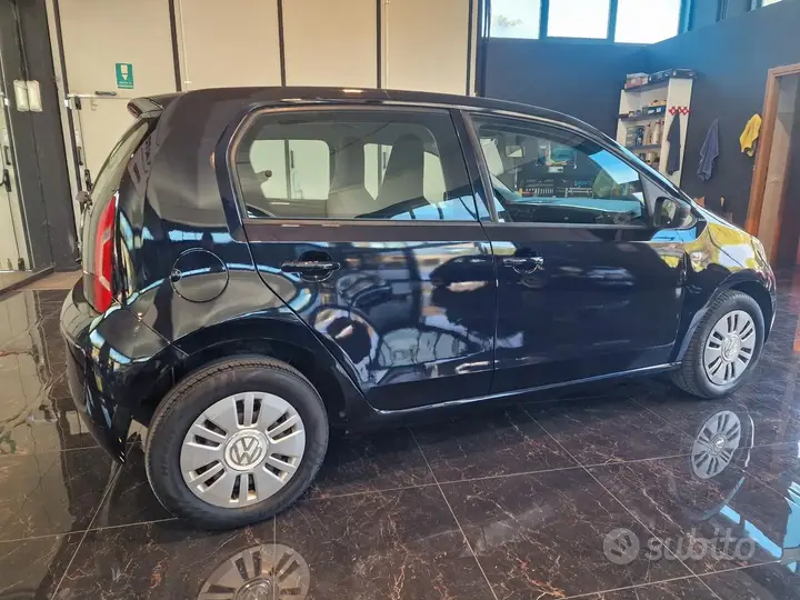 Volkswagen Up 2013 photo 4
