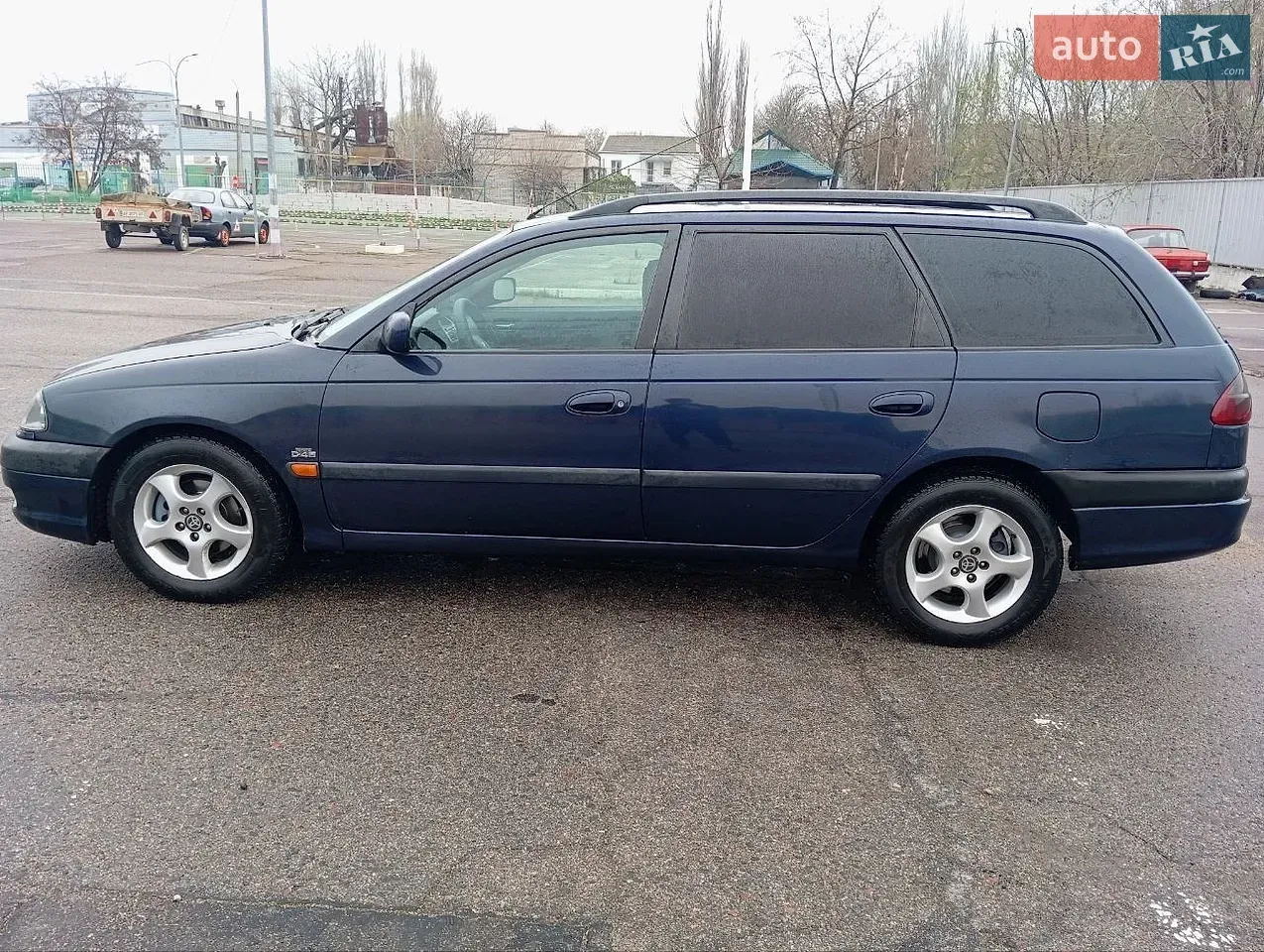 Toyota Avensis 2001 photo 3