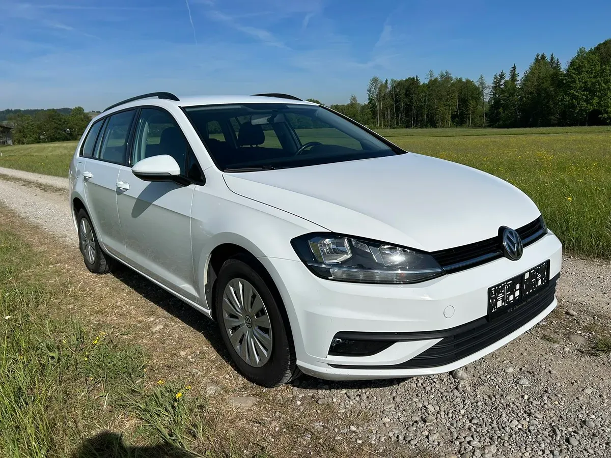 Volkswagen Golf 2018 photo 3