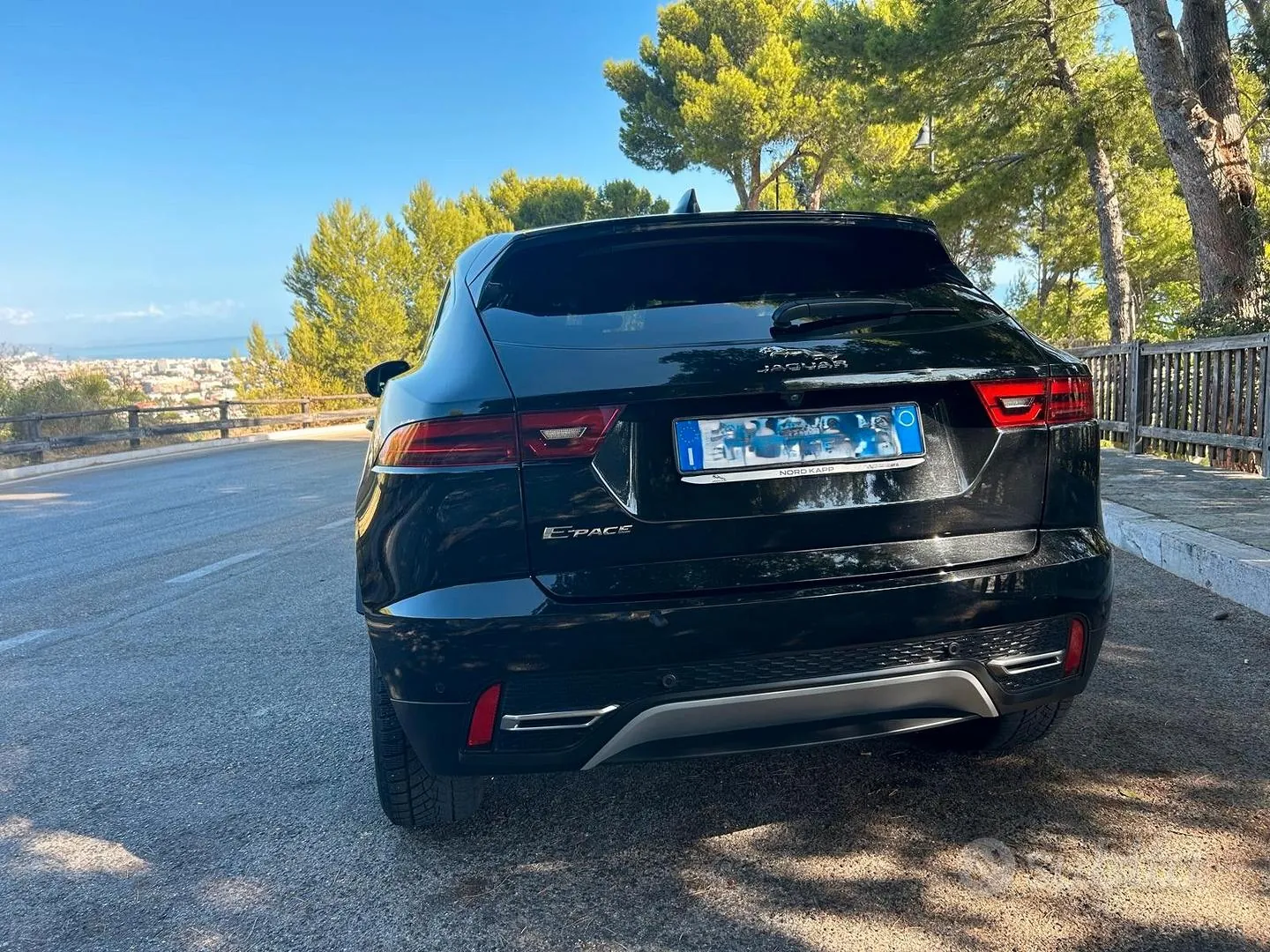 Jaguar E-Pace 2021 photo 4