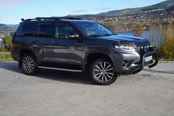 Toyota Land Cruiser 2022 photo 5