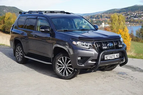 Toyota Land Cruiser 2022 photo 3