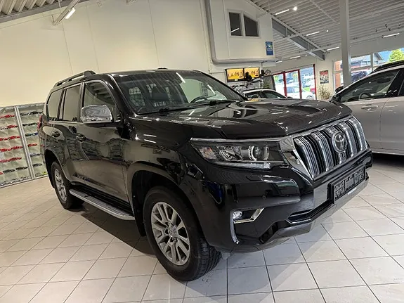 Toyota Land Cruiser 2020 photo 3