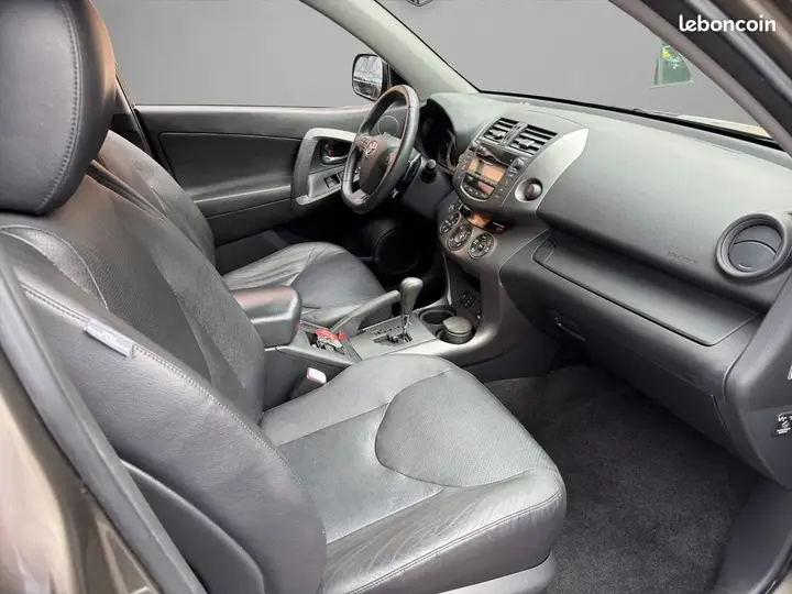 Toyota Rav4 2009 photo 3