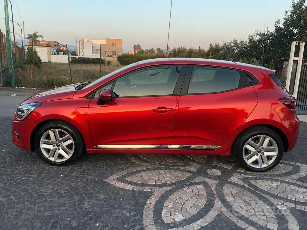 Renault Clio 2020 photo 2