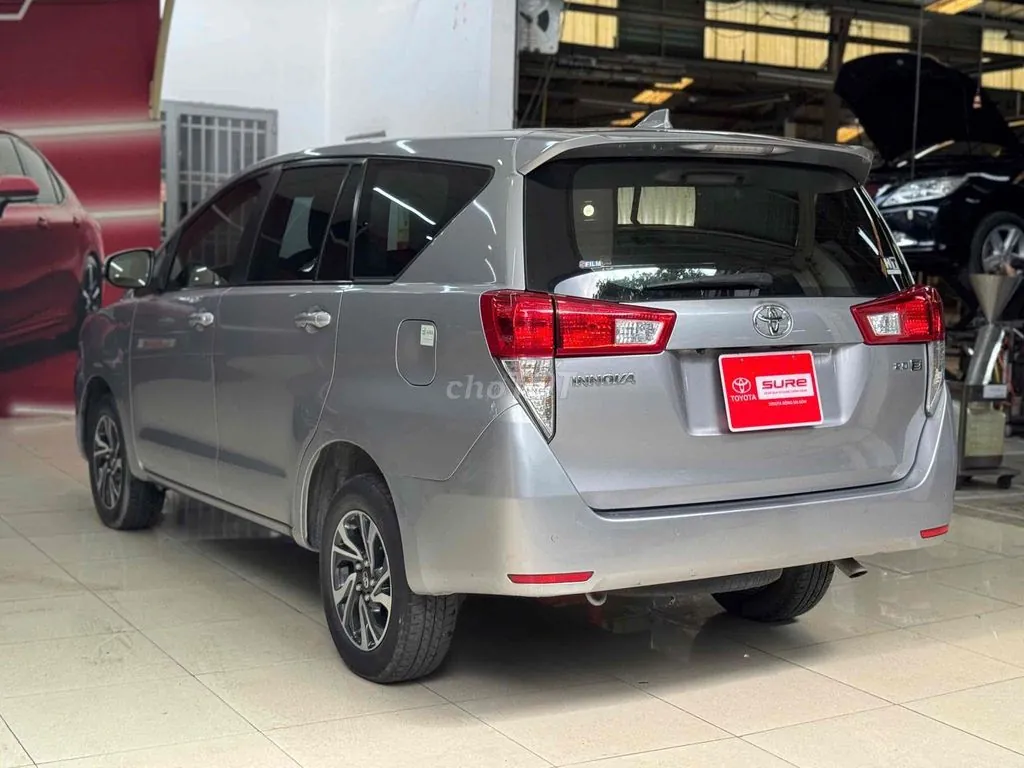 Toyota Innova 2022 photo 5
