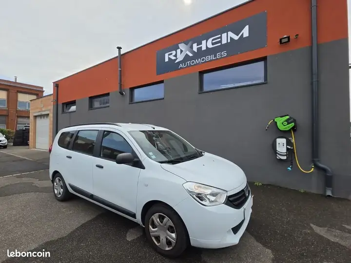 Dacia Lodgy
