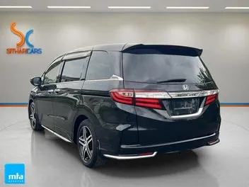 Honda Odyssey 2015 photo 3