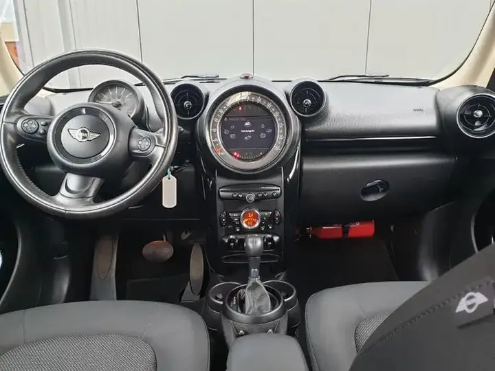 Mini Countryman 2016 photo 3