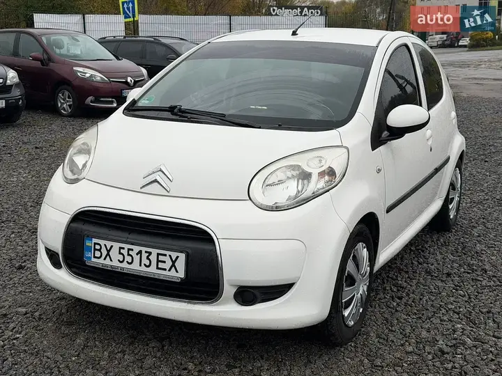 Citroen C1 2010 photo 2