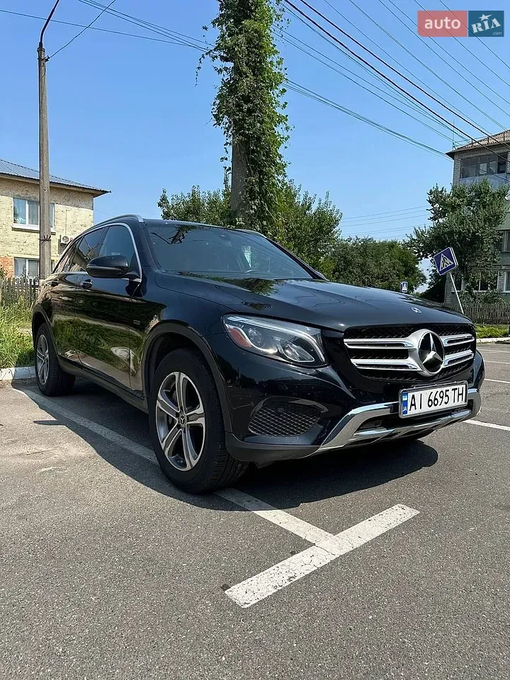 Mercedes-Benz Glc-Class 2018 photo 3