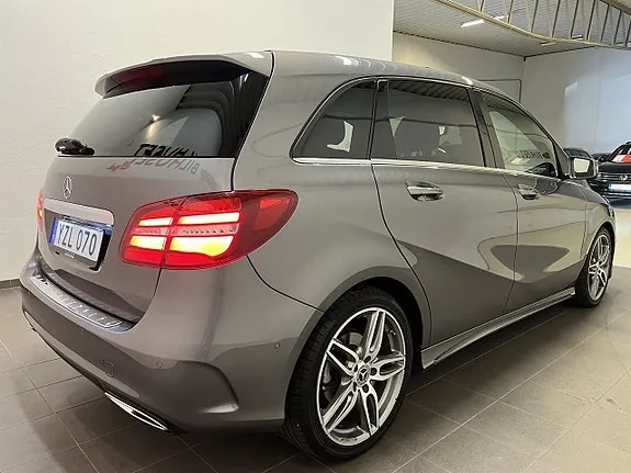 Mercedes-Benz B200 D 2018 photo 3