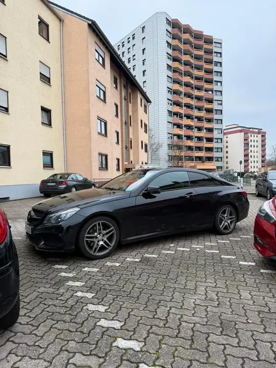 Mercedes-Benz E 200 Coupé