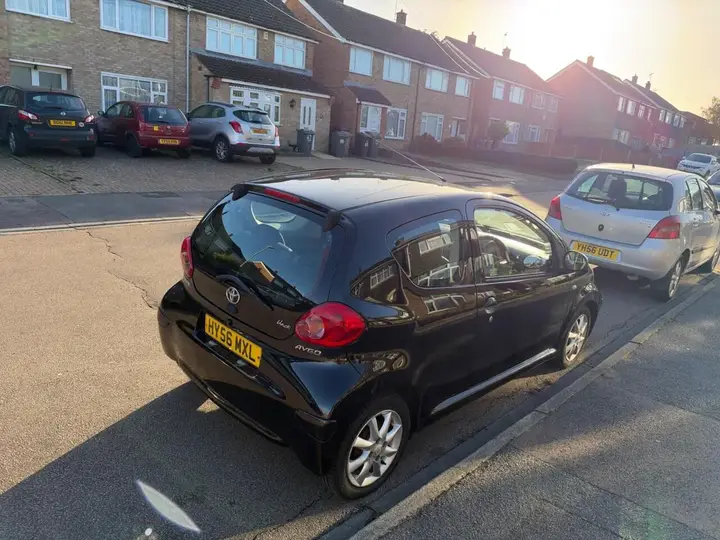 Toyota Aygo 2006 photo 2