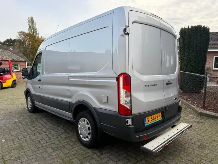 Ford Transit 2019 photo 2