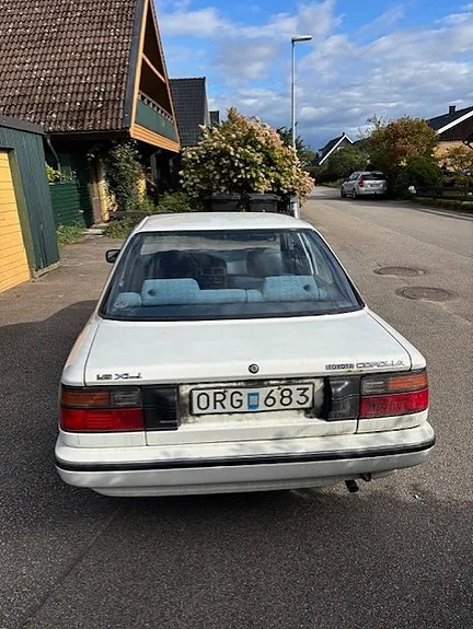 Toyota Corolla 1990 photo 3