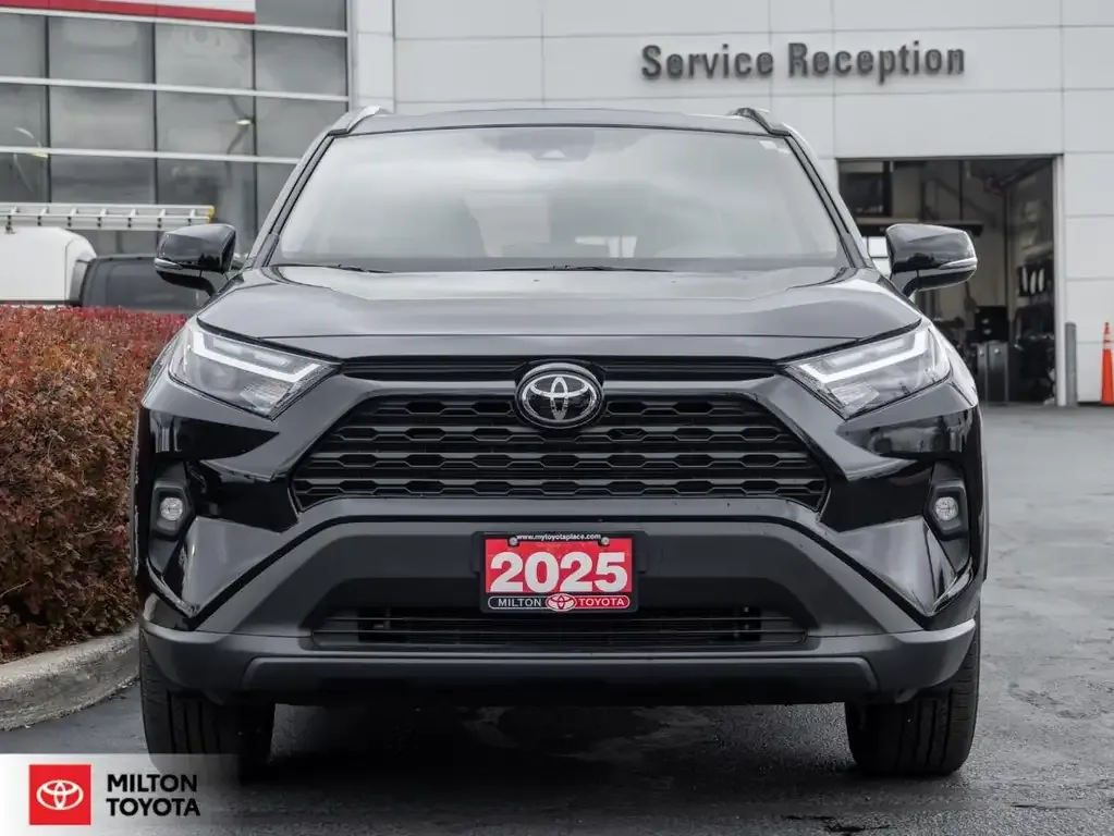 Toyota Rav4 2025 photo 2