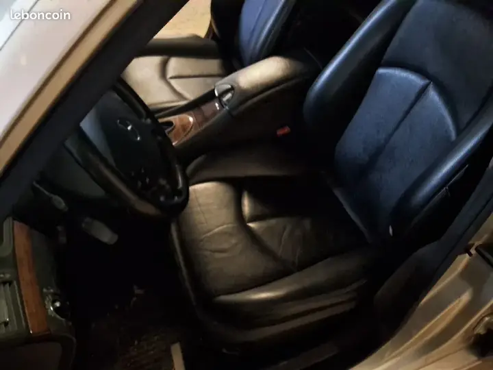 Mercedes-Benz E-Class 2003 photo 2