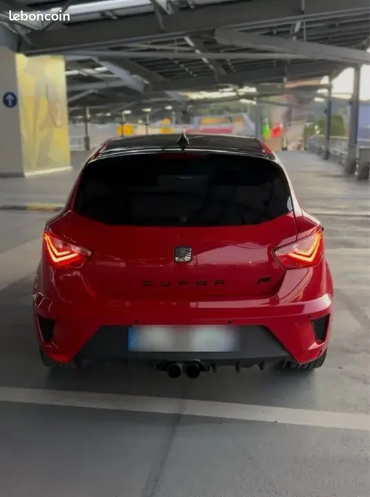 Seat Ibiza 2013 photo 2