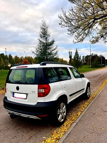 Skoda Yeti 2010 photo 2