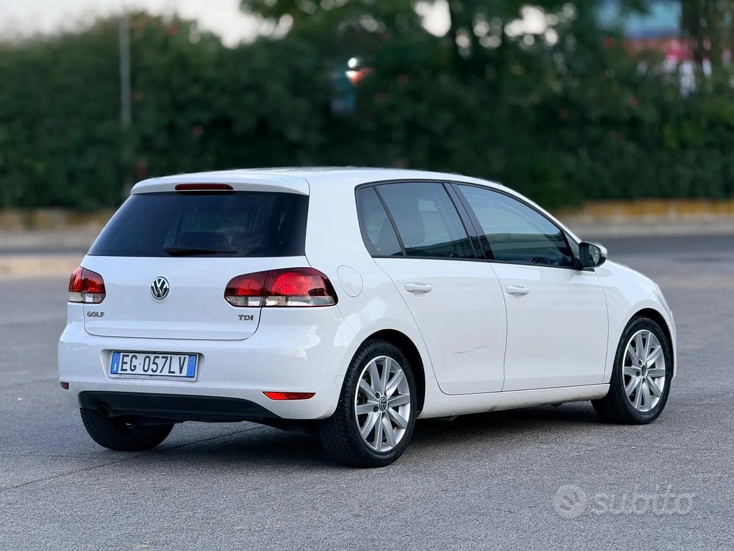 Volkswagen Golf 2011 photo 5