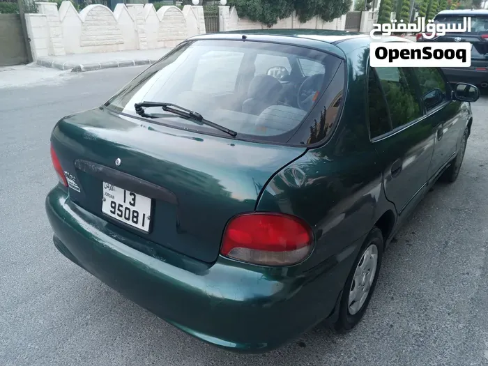 Hyundai Accent 1998 photo 3