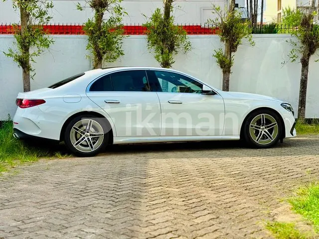 Mercedes-Benz E200 2025 photo 4
