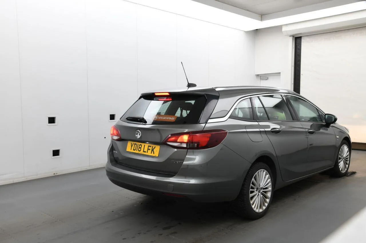 Vauxhall Astra 2018 photo 3